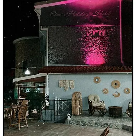 Δωμάτια σε οικογενειακή κατοικία Era
