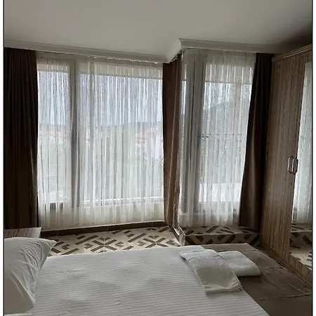Era Quarto em Acomodações Particulares *